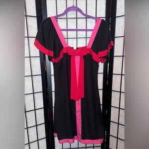 Betsey Johnson Black and Pink Chemise